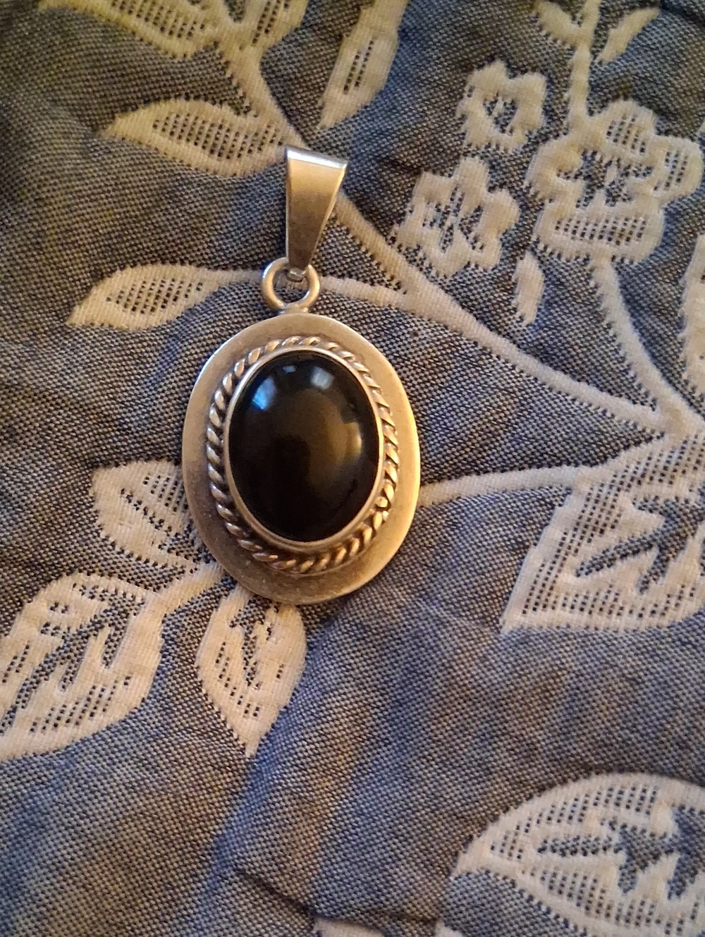 Sterling Silver Black Onyx Oval Pendant